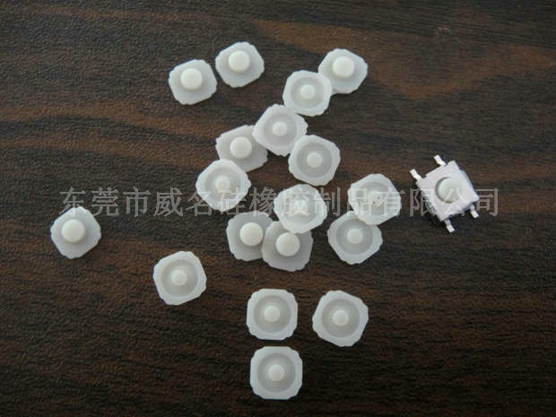 有腳單點硅膠按鍵，觸感非常
