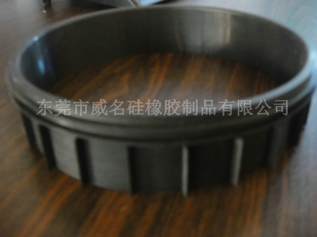 什么是導(dǎo)熱硅膠制品？